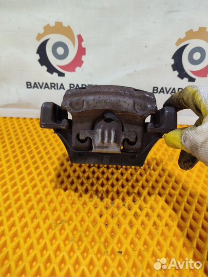 Суппорт тормозной задний левый Bmw 5 E60 2.5 N52