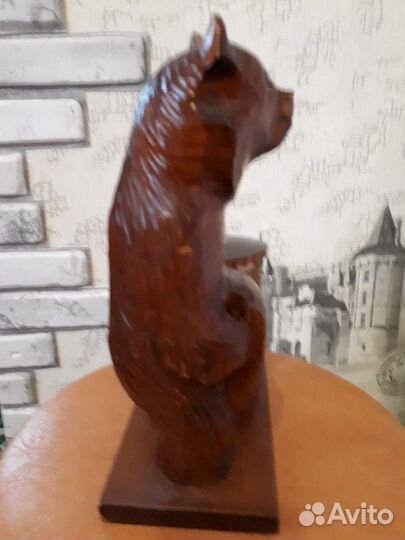 Сувенир медведь. Материал дерево