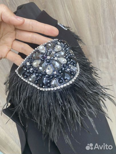 Пиджак с эполетами