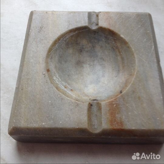 Пепельница Ретро