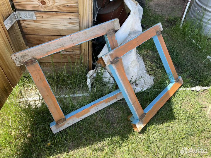 Подставки под ульи