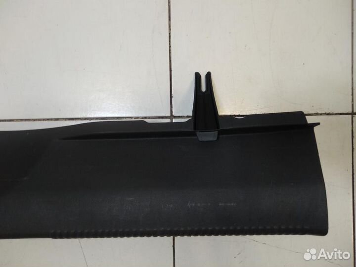 Накладка замка багажника Audi A6 C7 4G5