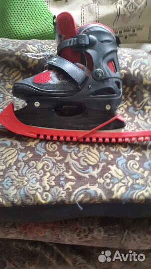 Коньки хоккейные