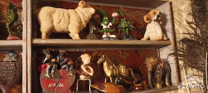 Сувенир статуэтка