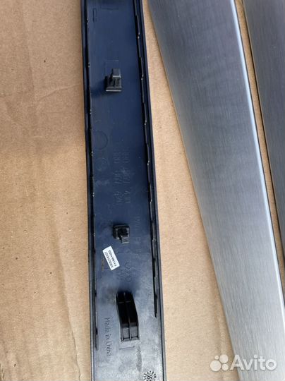 Накладка на торпедо Audi Q5 8R1853190 8R0867410