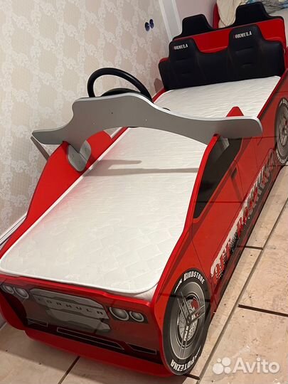 Кровать машинка с матрасом бу