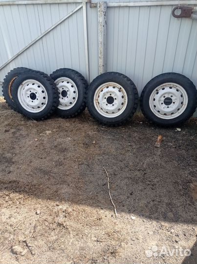 Шины 16 нива