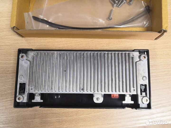 Sailor 6090 Power Converter 24V DC to 12V DC