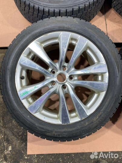 R18 Dunlop Winter Maxx SJ8 225/55, PCD 5x114.3 DIA 66.1