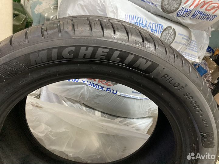 Michelin Pilot Sport 4 SUV 255/50 R19