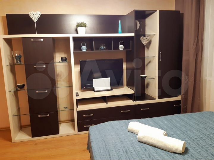 1-к. квартира, 42 м², 15/25 эт.