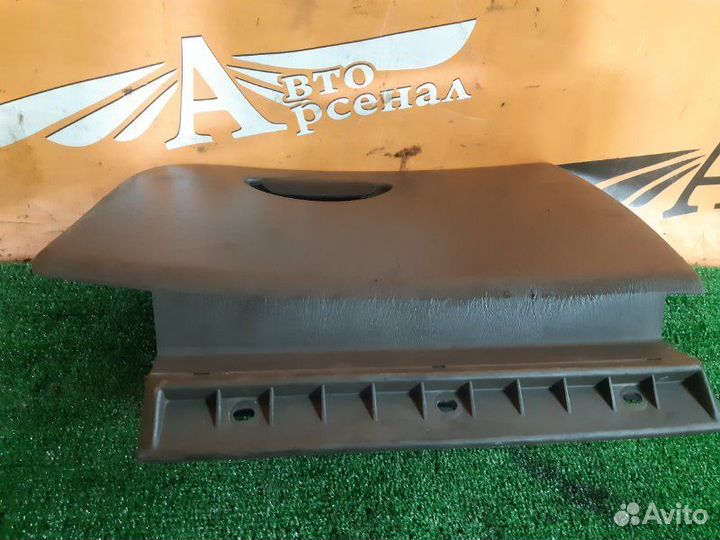 Бардачок Ford Focus Se седан 2.0 2001