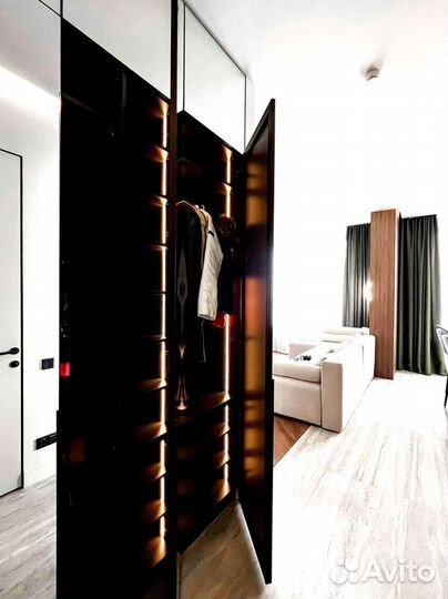 Шкаф в прихожую под заказ: полный цикл производства