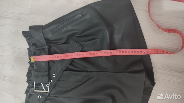 Кожаные шорты 46