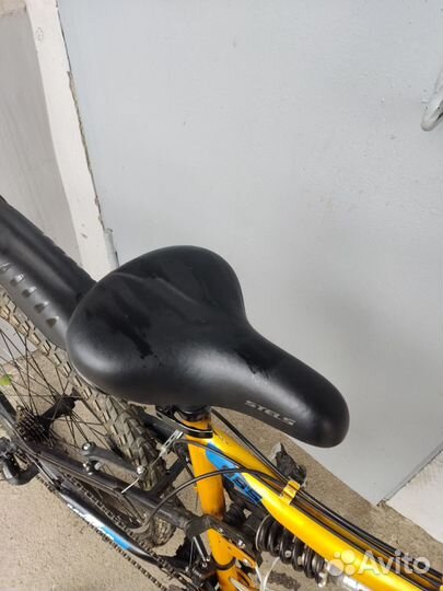 Два подростковых велосипеда