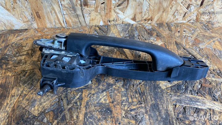 Ручка наружная двери передней правой Mercedes-Benz