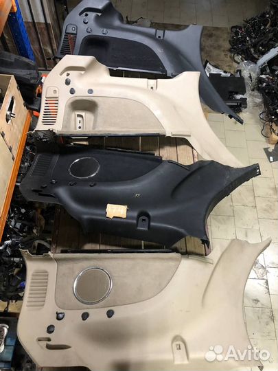 Обшивка багажника Jeep Grand Cherokee wk2