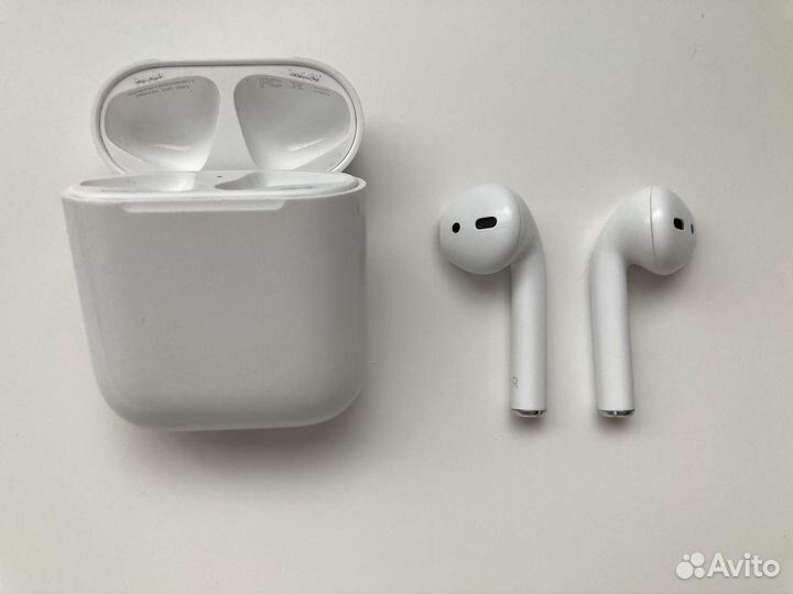 Apple airpods 1