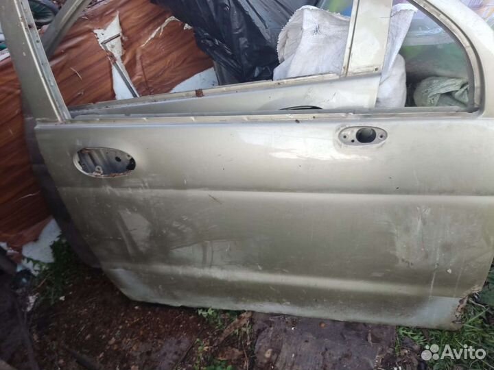 Двери цена за 2 передние на matiz,бампера и жабо