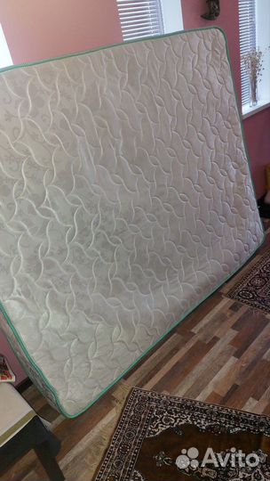 Матрас 160х200 бу