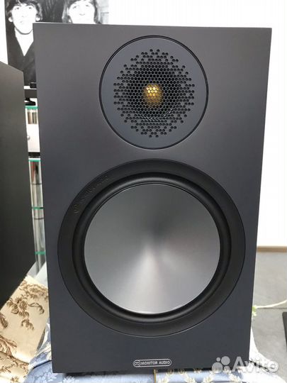 Полочная акустика Monitor Audio Bronze 100 (6G) Bl