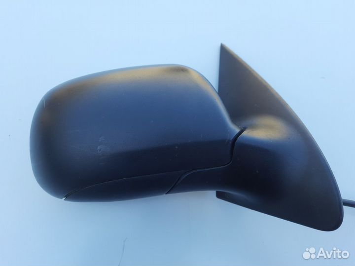 Зеркало правое механическое Skoda Fabia