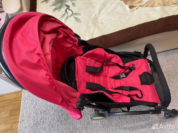 Прогулочная коляска yoya