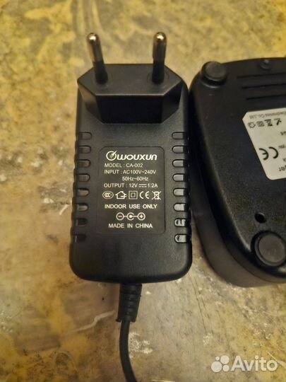 Зарядное устройство Wouxun 12V