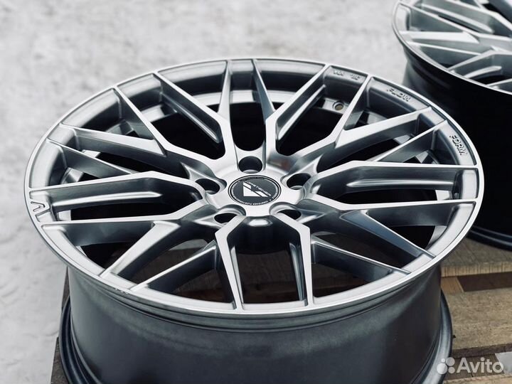 Эксклюзивные 18