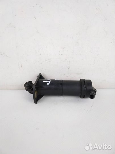 Форсунка омывателя фары ауди Q7 2005