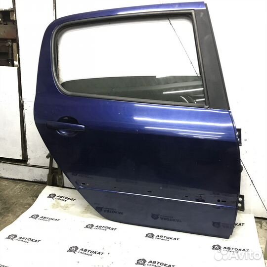 Задняя правая дверь Пежо 307