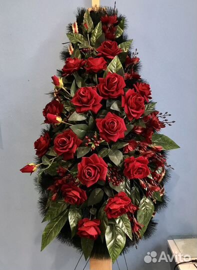 Ритуальные похоронные венки,корзины,цветы