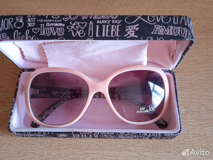 Солнцезащитные очки