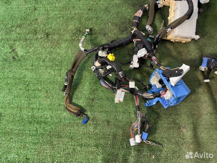 Проводка приборной панели Lexus Rx330 2003