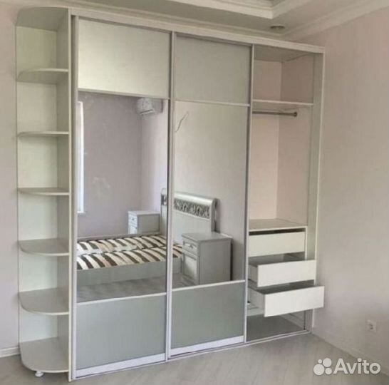 Шкаф купе встроенный. На заказ