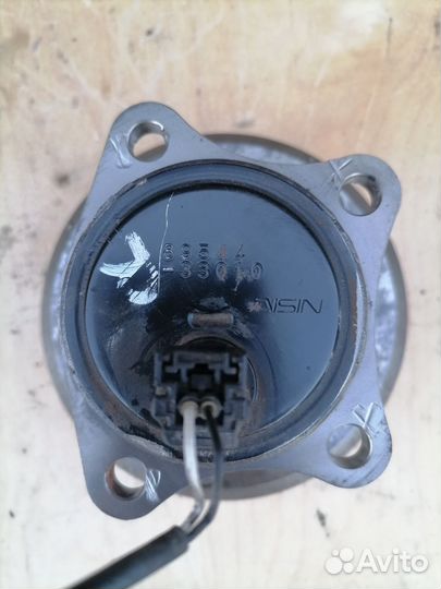 Задняя правая ступица Toyota Camry 50