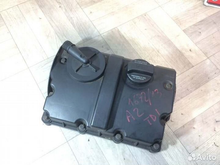 Крышка клапанная Skoda Fabia AMF AYZ 1