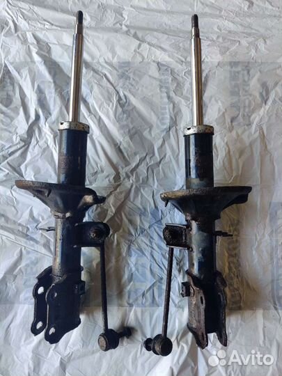 Передние амортизаторы Hyundai Getz