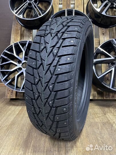 DoubleStar DW01 225/60 R17 99T