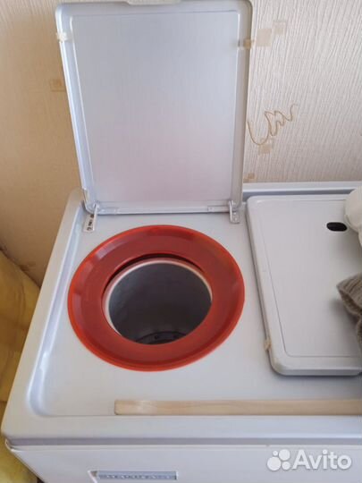 Стиральная машинка чайка 3(новая)