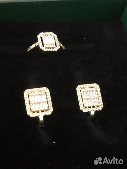 Золотые серьги