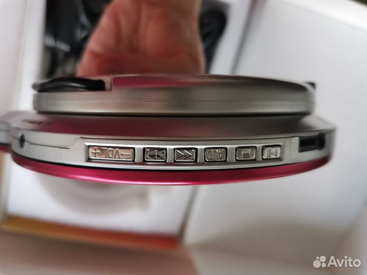 Портативный dvd плеер sony