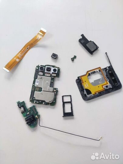 Honor 10i разбор по запчастям,плата,динамик
