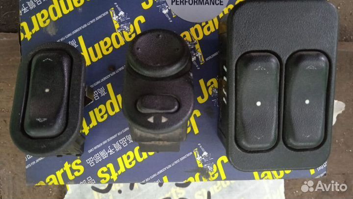 Кнопка управл.стеклоподъемниками \ зеркал Astra G