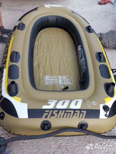 Надувная лодка