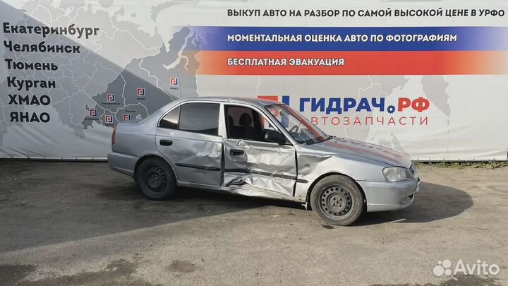 Генератор Hyundai Accent (LC) 37300-22600