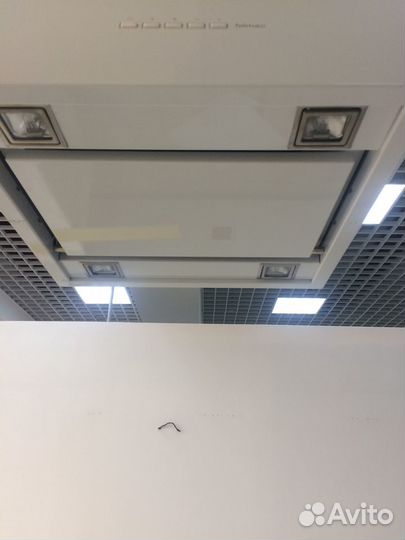 Вытяжка для кухни островная