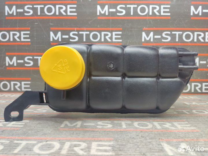 Бачок расширительный Mercedes-Benz S-Class W220