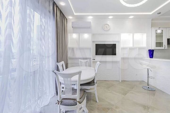 3-к. квартира, 92 м², 11/18 эт.