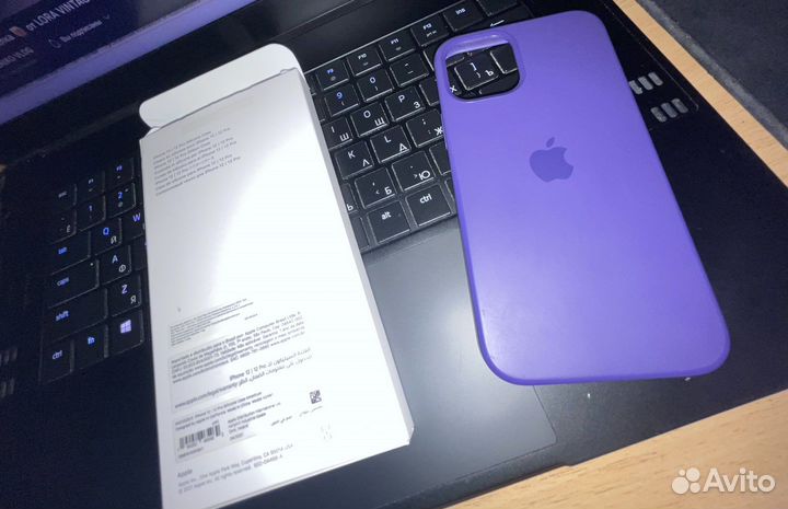 Силиконовый чехол Apple iPhone 12/Pro